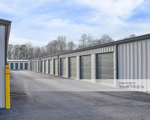 Source URL: https://cdnsc.rentcafe.com/dmslivecafe/3/1717569/1717569-1-3.jpg?width=-1&height=385&quality=80