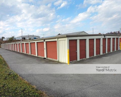 Source URL: https://cdnsc.rentcafe.com/dmslivecafe/3/1717592/1717592-1-5.jpg?width=-1&height=385&quality=80