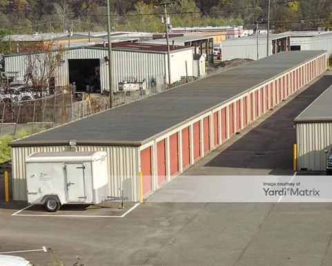 Source URL: https://cdnsc.rentcafe.com/dmslivecafe/3/1717592/1717592-1-6.jpg?width=-1&height=385&quality=80