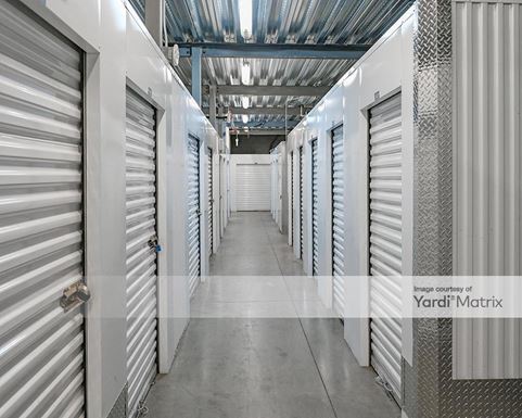 Source URL: https://cdnsc.rentcafe.com/dmslivecafe/3/1717607/1717607-1-4.jpg?width=-1&height=385&quality=80