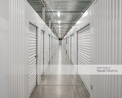 Source URL: https://cdnsc.rentcafe.com/dmslivecafe/3/1717607/1717607-1-6.jpg?width=-1&height=385&quality=80