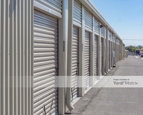 Source URL: https://cdnsc.rentcafe.com/dmslivecafe/3/1717612/1717612-1-6.jpg?width=-1&height=385&quality=80