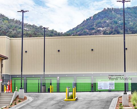 Source URL: https://cdnsc.rentcafe.com/dmslivecafe/3/1717614/1717614-1-4.jpg?width=-1&height=385&quality=80