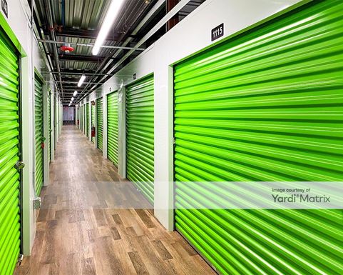 Source URL: https://cdnsc.rentcafe.com/dmslivecafe/3/1717618/1717618-1-5.jpg?width=-1&height=385&quality=80