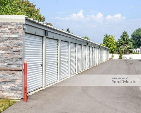 Source URL: https://cdnsc.rentcafe.com/dmslivecafe/3/1717620/1717620-1-3.jpg?width=-1&height=385&quality=80