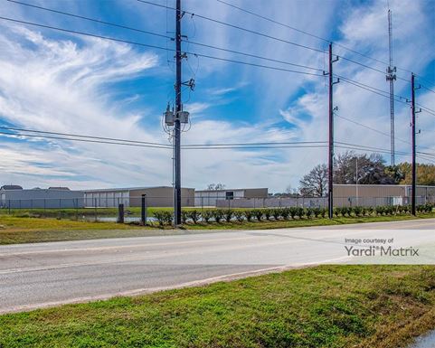 Source URL: https://cdnsc.rentcafe.com/dmslivecafe/3/1717638/1717638-1-2.jpg?width=-1&height=385&quality=80