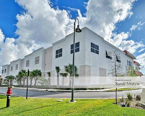 Source URL: https://cdnsc.rentcafe.com/dmslivecafe/3/1717651/1717651-1-5.jpg?width=-1&height=385&quality=80