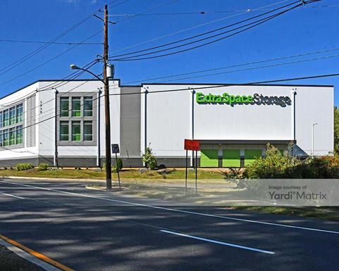 Source URL: https://cdnsc.rentcafe.com/dmslivecafe/3/1717673/1717673-1-3.jpg?width=-1&height=385&quality=80