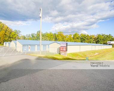Storage Units for Rent available at 22550 Cox Road, North Dinwiddie, VA 23803