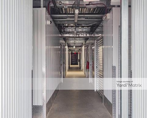 Source URL: https://cdnsc.rentcafe.com/dmslivecafe/3/1717712/1717712-1-4.jpg?width=-1&height=385&quality=80