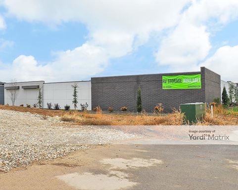 Source URL: https://cdnsc.rentcafe.com/dmslivecafe/3/1717721/1717721-1-5.jpg?width=-1&height=385&quality=80