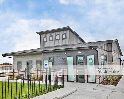 Source URL: https://cdnsc.rentcafe.com/dmslivecafe/3/1717737/1717737-1-1.jpg?width=-1&height=385&quality=80