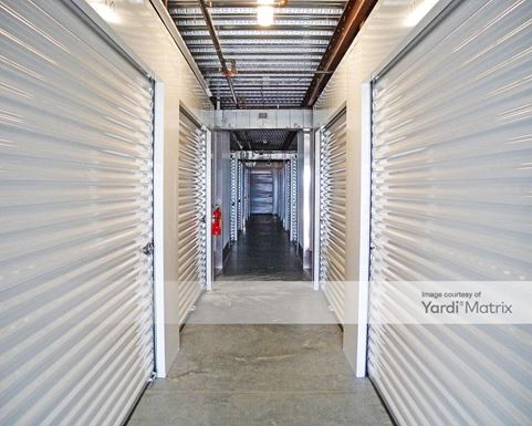 Source URL: https://cdnsc.rentcafe.com/dmslivecafe/3/1717746/1717746-1-3.jpg?width=-1&height=385&quality=80