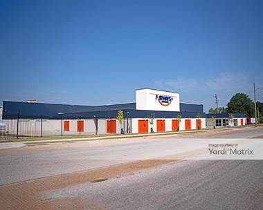 Storage Units for Rent available at 1699 Airways Blvd, Memphis, TN 38114