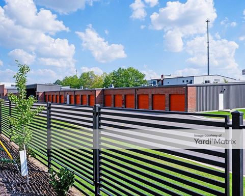 Source URL: https://cdnsc.rentcafe.com/dmslivecafe/3/1717785/1717785-1-2.jpg?width=-1&height=385&quality=80