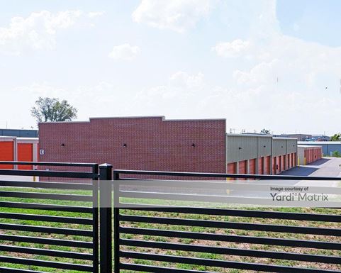 Source URL: https://cdnsc.rentcafe.com/dmslivecafe/3/1717785/1717785-1-4.jpg?width=-1&height=385&quality=80