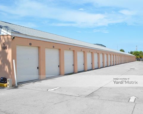 Source URL: https://cdnsc.rentcafe.com/dmslivecafe/3/1717792/1717792-1-3.jpg?width=-1&height=385&quality=80