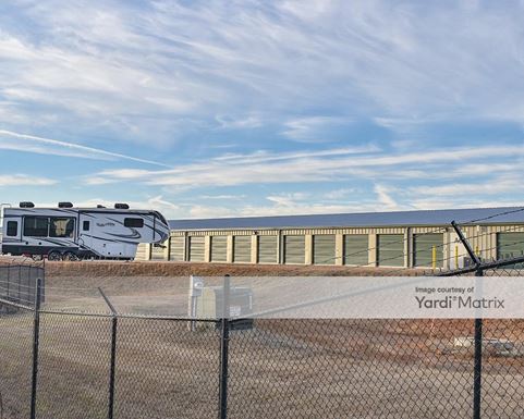 Source URL: https://cdnsc.rentcafe.com/dmslivecafe/3/1717802/1717802-1-5.jpg?width=-1&height=385&quality=80