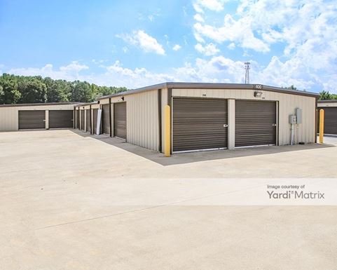 Source URL: https://cdnsc.rentcafe.com/dmslivecafe/3/1717805/1717805-1-5.jpg?width=-1&height=385&quality=80