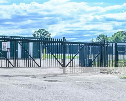 Source URL: https://cdnsc.rentcafe.com/dmslivecafe/3/1717840/1717840-1-2.jpg?width=-1&height=385&quality=80