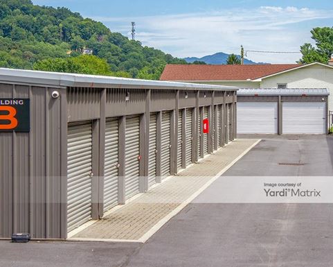 Source URL: https://cdnsc.rentcafe.com/dmslivecafe/3/1717847/1717847-1-2.jpg?width=-1&height=385&quality=80