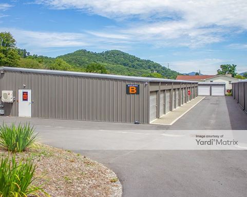 Source URL: https://cdnsc.rentcafe.com/dmslivecafe/3/1717847/1717847-1-3.jpg?width=-1&height=385&quality=80