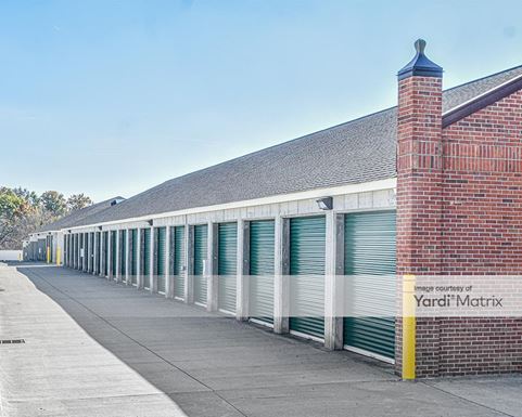 Source URL: https://cdnsc.rentcafe.com/dmslivecafe/3/1717879/1717879-1-5.jpg?width=-1&height=385&quality=80