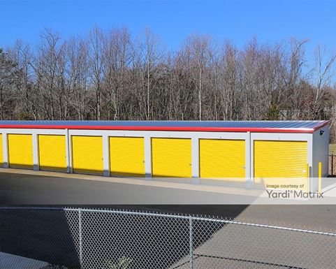 Source URL: https://cdnsc.rentcafe.com/dmslivecafe/3/1717895/1717895-1-2.jpg?width=-1&height=385&quality=80