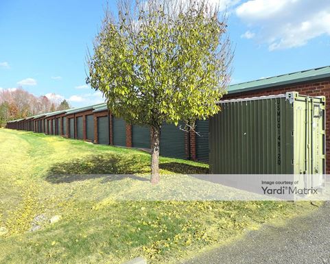 Source URL: https://cdnsc.rentcafe.com/dmslivecafe/3/1717896/1717896-1-4.jpg?width=-1&height=385&quality=80