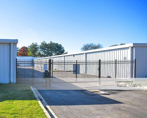 Source URL: https://cdnsc.rentcafe.com/dmslivecafe/3/1717898/1717898-1-2.jpg?width=-1&height=385&quality=80