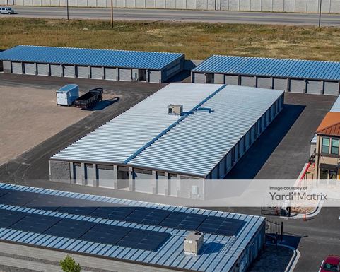 Source URL: https://cdnsc.rentcafe.com/dmslivecafe/3/1717900/1717900-1-4.jpg?width=-1&height=385&quality=80