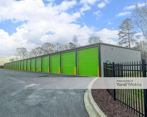 Source URL: https://cdnsc.rentcafe.com/dmslivecafe/3/1717902/1717902-1-4.jpg?width=-1&height=385&quality=80