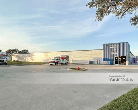 Source URL: https://cdnsc.rentcafe.com/dmslivecafe/3/1717910/1717910-1-5.jpg?width=-1&height=385&quality=80