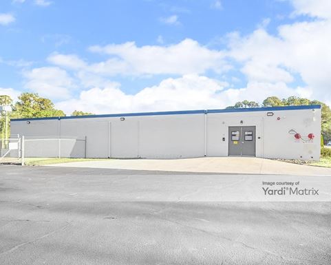 Source URL: https://cdnsc.rentcafe.com/dmslivecafe/3/1717922/1717922-1-4.jpg?width=-1&height=385&quality=80