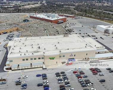 Storage Units for Rent available at 6901 Security Blvd, Baltimore, MD 21224