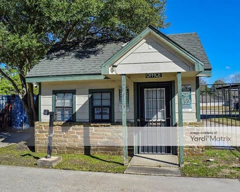 Source URL: https://cdnsc.rentcafe.com/dmslivecafe/3/1720741/1720741-1-3.jpg?width=-1&height=385&quality=80