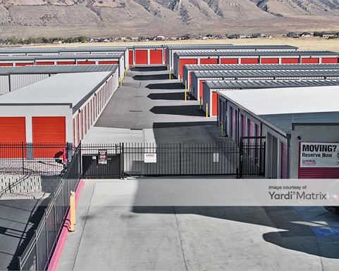 Source URL: https://cdnsc.rentcafe.com/dmslivecafe/3/1720745/1720745-1-3.jpg?width=-1&height=385&quality=80