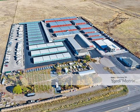 Source URL: https://cdnsc.rentcafe.com/dmslivecafe/3/1720745/1720745-1-4.jpg?width=-1&height=385&quality=80