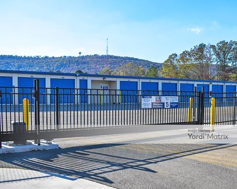 Source URL: https://cdnsc.rentcafe.com/dmslivecafe/3/1720746/1720746-1-2.jpg?width=-1&height=385&quality=80