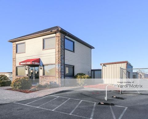 Source URL: https://cdnsc.rentcafe.com/dmslivecafe/3/1721181/1721181-1-2.jpg?width=-1&height=385&quality=80