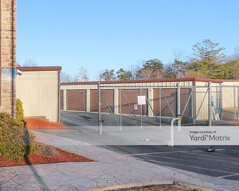 Source URL: https://cdnsc.rentcafe.com/dmslivecafe/3/1721181/1721181-1-3.jpg?width=-1&height=385&quality=80