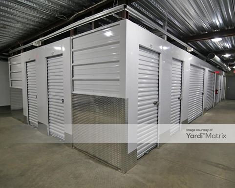 Source URL: https://cdnsc.rentcafe.com/dmslivecafe/3/1721182/1721182-1-2.jpg?width=-1&height=385&quality=80