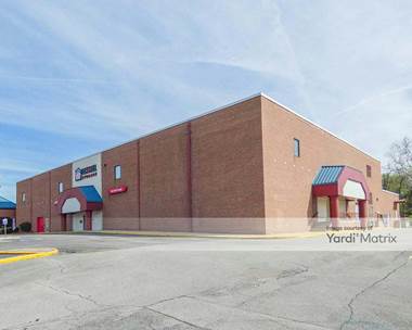 Storage Units for Rent available at 4142 Melrose Avenue NW, Roanoke, VA 24017
