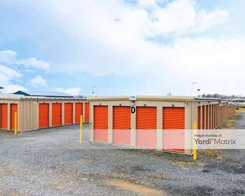 Source URL: https://cdnsc.rentcafe.com/dmslivecafe/3/1721193/1721193-1-2.jpg?width=-1&height=385&quality=80