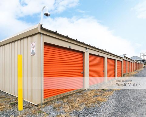 Source URL: https://cdnsc.rentcafe.com/dmslivecafe/3/1721193/1721193-1-5.jpg?width=-1&height=385&quality=80