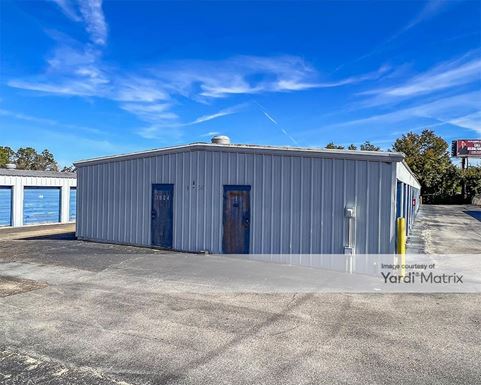 Source URL: https://cdnsc.rentcafe.com/dmslivecafe/3/1729890/1729890-1-5.jpg?width=-1&height=385&quality=80