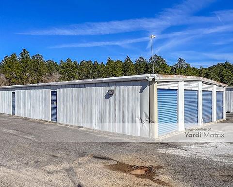 Source URL: https://cdnsc.rentcafe.com/dmslivecafe/3/1729892/1729892-1-4.jpg?width=-1&height=385&quality=80