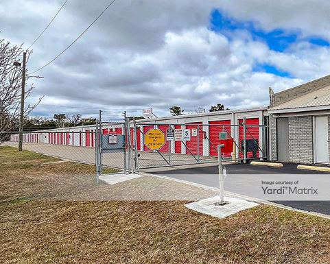 Source URL: https://cdnsc.rentcafe.com/dmslivecafe/3/1729908/1729908-1-2.jpg?width=-1&height=385&quality=80