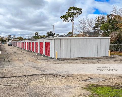 Source URL: https://cdnsc.rentcafe.com/dmslivecafe/3/1729908/1729908-1-3.jpg?width=-1&height=385&quality=80