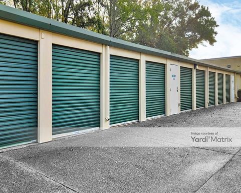 Source URL: https://cdnsc.rentcafe.com/dmslivecafe/3/1729912/1729912-1-4.jpg?width=-1&height=385&quality=80